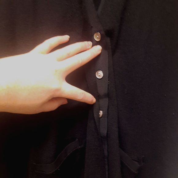Banana Republic 100% Extra Fine Marino Wool Button Up Cardigan Sweater Black XS - Picture 4 of 9